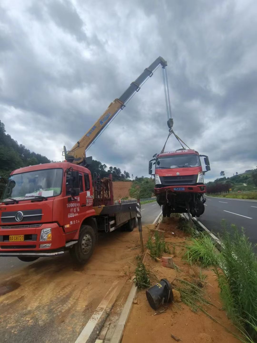 遵化市吊车出租公司在日常生活中对吊车要怎样检查