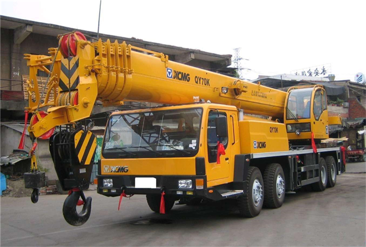 遵化市吊车出租选择重点