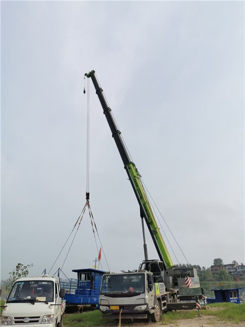 遵化市桥梁建设吊装案例